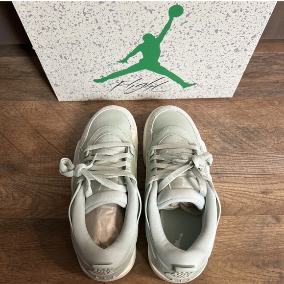 Nike Jordan Air Jordan 4 RM Seafoam Sneakers - Picture 6 of 10